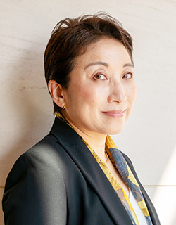 安藤知子 Tomoko Ando