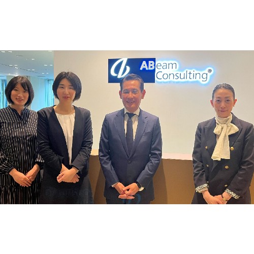 DE&I戦略の第一歩として女性リーダー育成に着手。社外メンターの質の高さと経歴の多様性も決め手に。